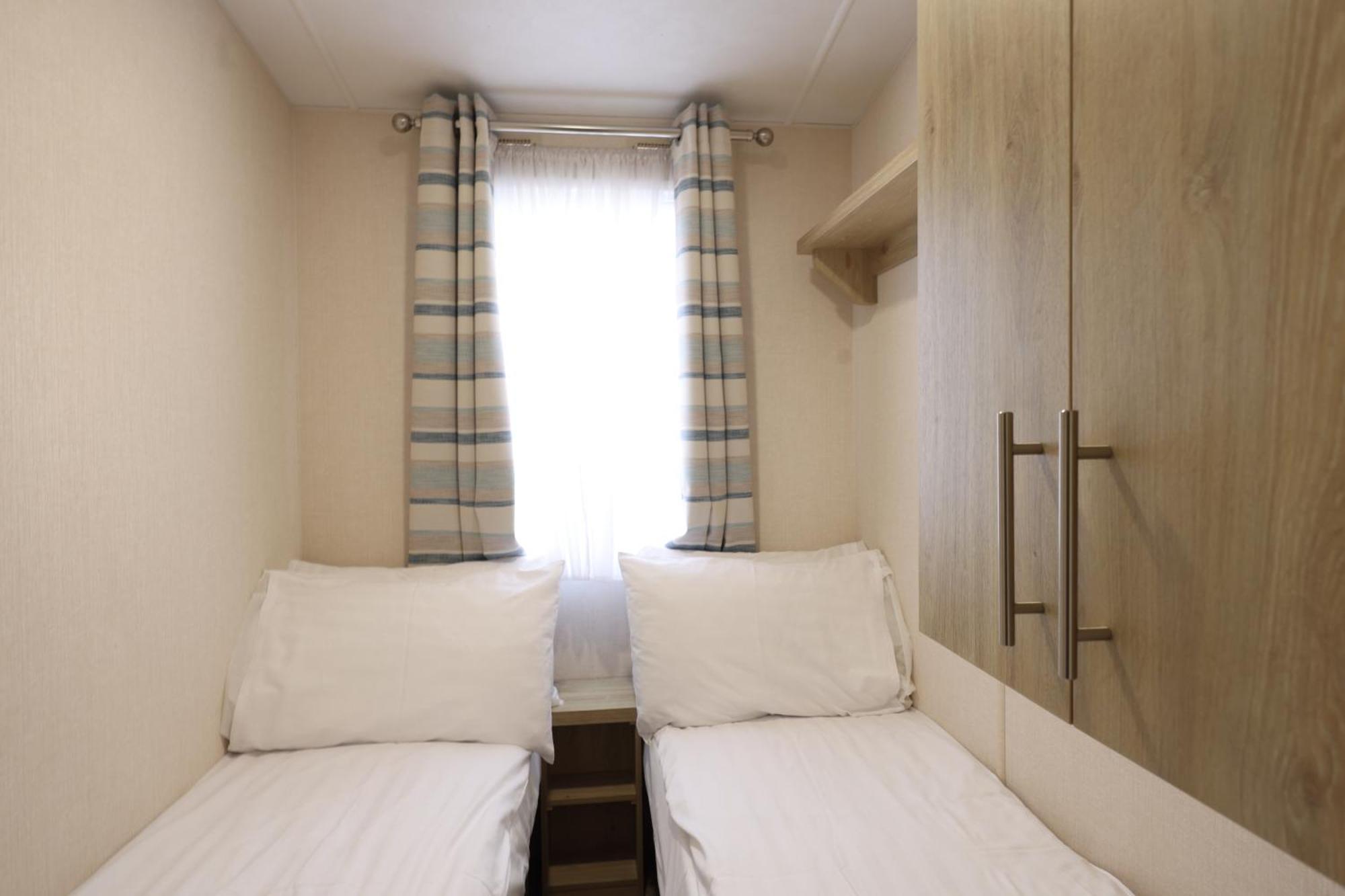 Mercury Yacht Harbour And Holiday Park Bursledon 외부 사진