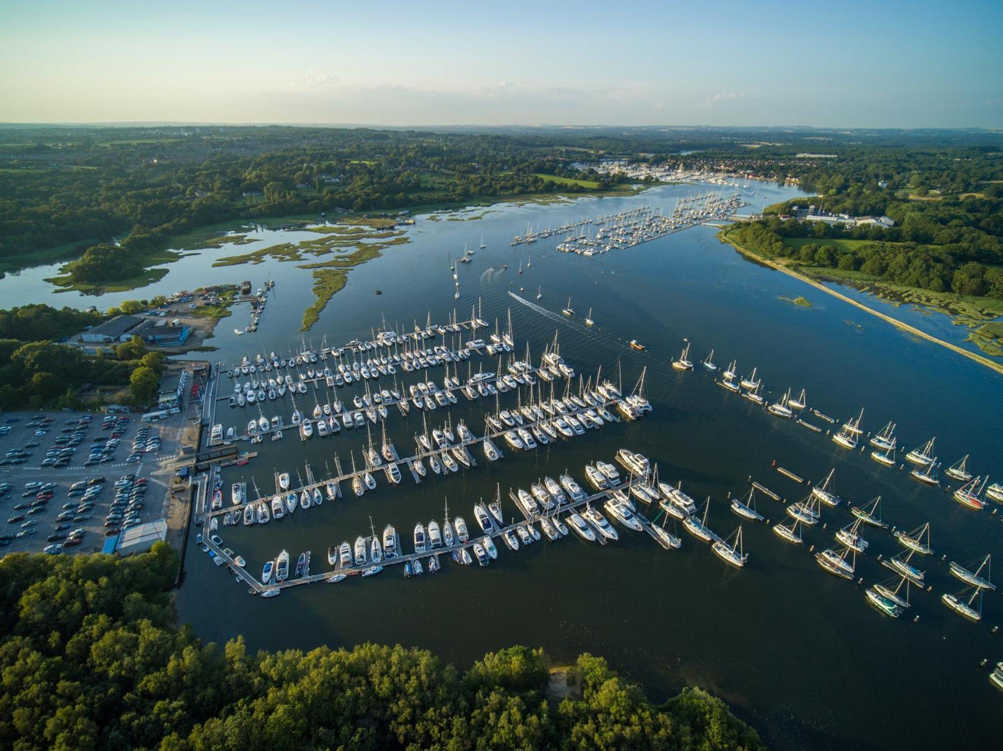 Mercury Yacht Harbour And Holiday Park Bursledon 외부 사진