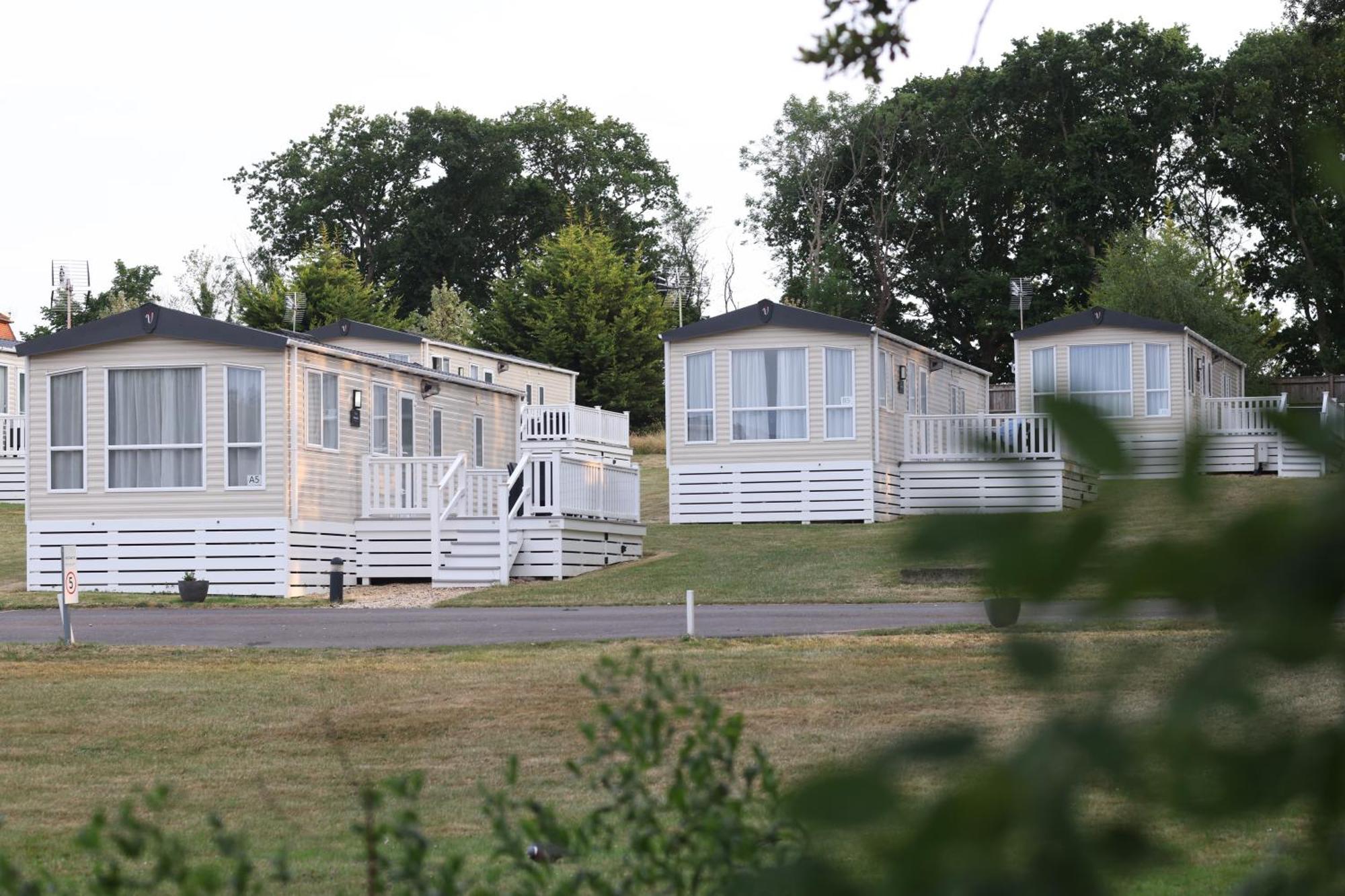 Mercury Yacht Harbour And Holiday Park Bursledon 외부 사진