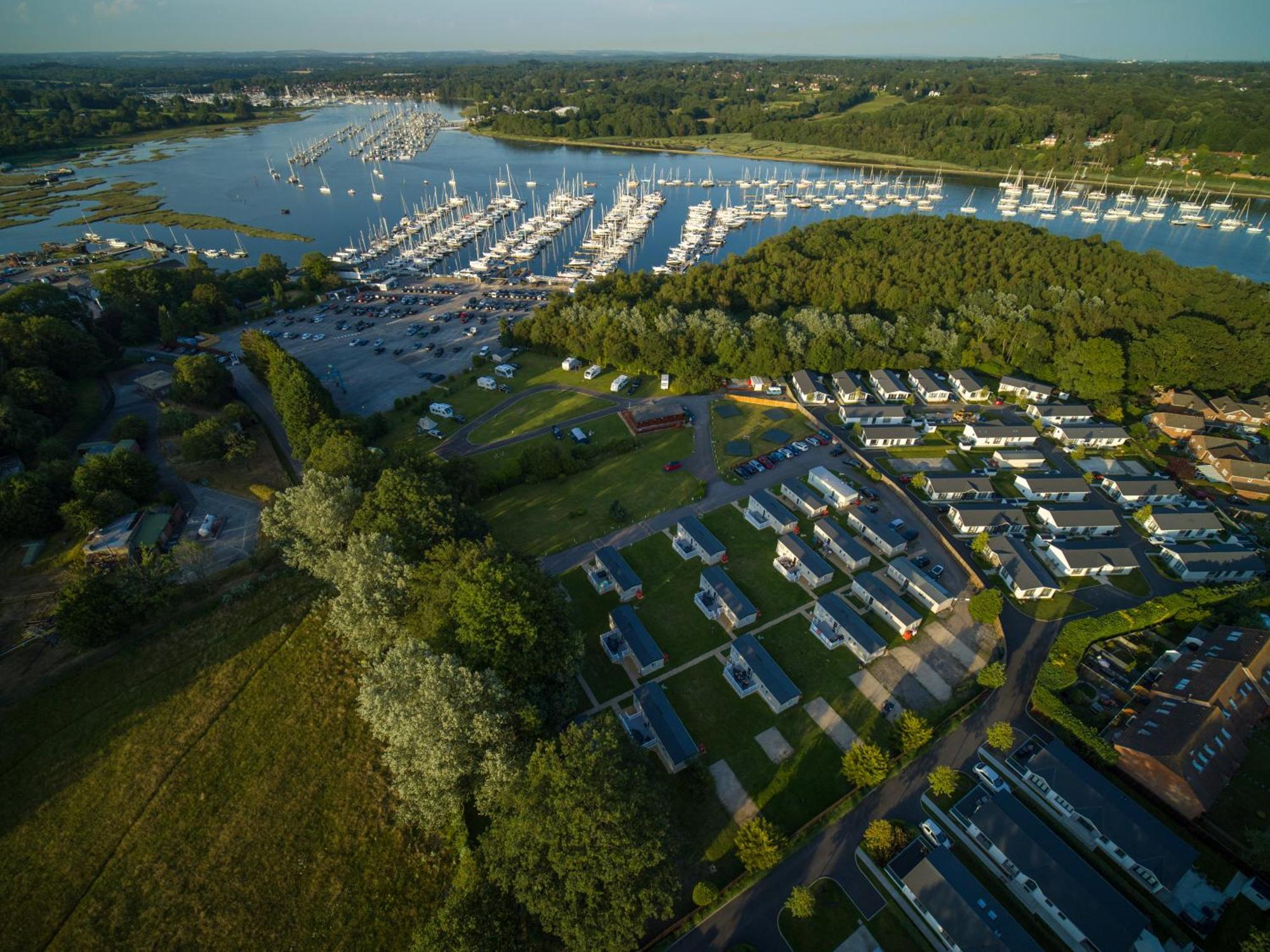 Mercury Yacht Harbour And Holiday Park Bursledon 외부 사진