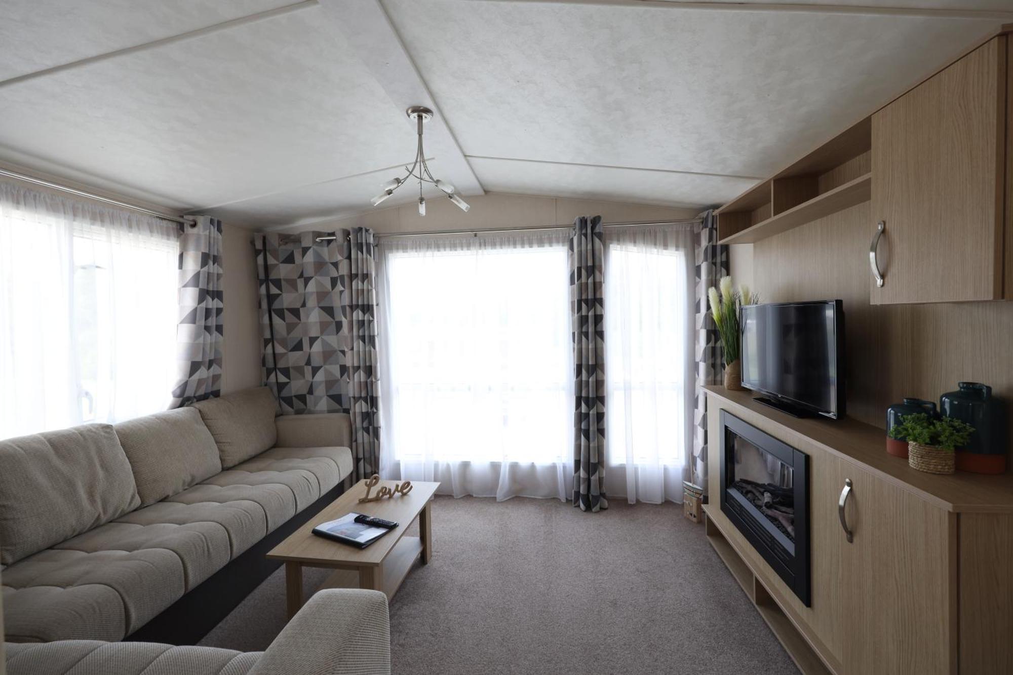 Mercury Yacht Harbour And Holiday Park Bursledon 외부 사진