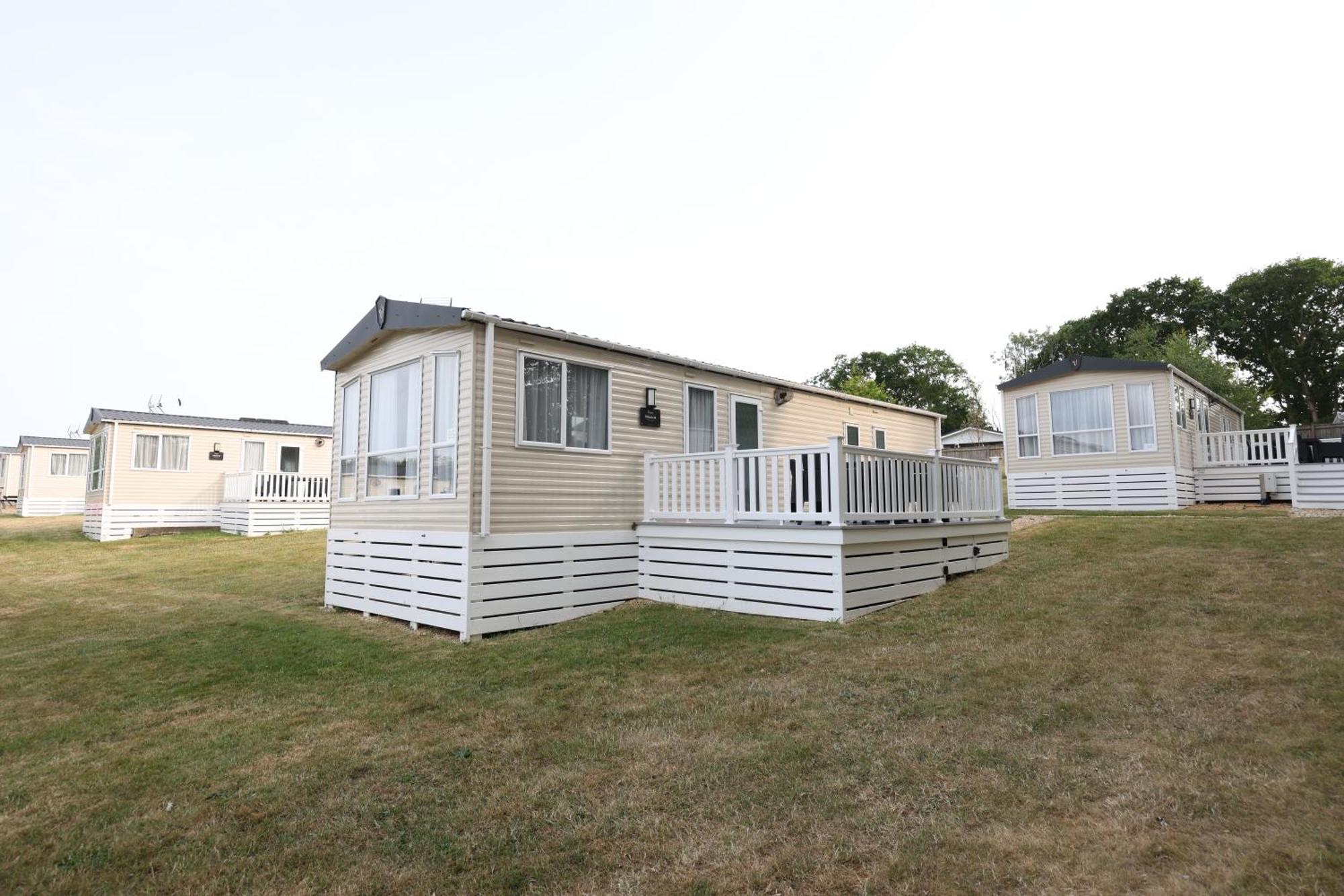 Mercury Yacht Harbour And Holiday Park Bursledon 외부 사진